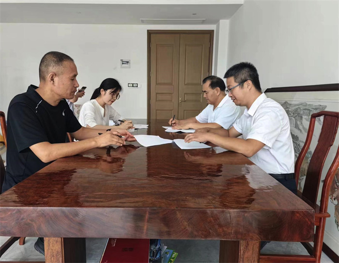 萬人下鄉(xiāng)、千村提升”工程村企共建行動